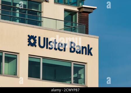 Derry, Nordirland - 19. September 2020: Ulster Bank in Derry. Stockfoto