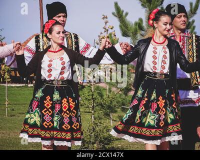 Menschen feiern Transdnierian Festival der Rebe Stockfoto