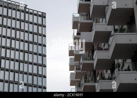 Berlin, Deutschland. September 2020. Zwischen Ostbahnhof und Oberbaumbrücke wurden zahlreiche Neubauten errichtet. Quelle: Paul Zinken/dpa-Zentralbild/ZB/dpa/Alamy Live News Stockfoto