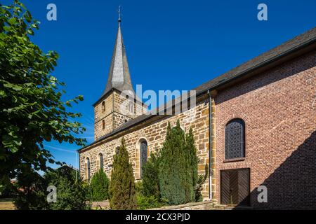 Dorsten, Dorsten-Rhade, Lippe, Ruhrgebiet, Naturpark hohe Mark Westmuensterland, Münsterland, Westfalen, Nordrhein-Westfalen, NRW, Kirche St. Urbanus Stockfoto