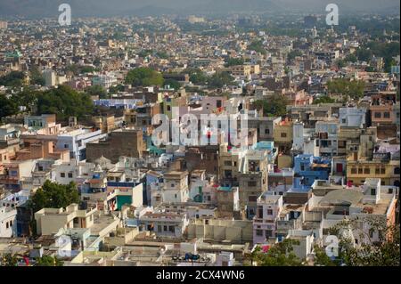 Blick über die Dächer von der Stadt Palast von Udaipur, Rajasthan, Indien Stockfoto