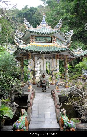 Geringerem Pagode am Xa Loi Tempel, Marble Mountains in der Nähe von Danang, Vietnam Stockfoto