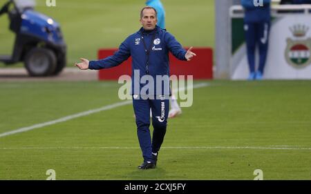 Stadt Gelsenkirchen, Deutschland. 01.10.2014 2020. firo: 30.09.2020, Fuvuball, 1. Bundesliga, Saison 2020/2021, FC Schalke 04, 1. Training mit dem neuen Trainer Manuel BAUM, Gesture, weltweite Nutzung Quelle: dpa/Alamy Live News Stockfoto