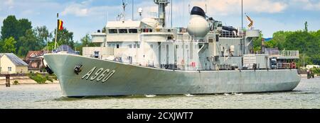 ROUEN, FRANKREICH - JUNI CIRCA, 2019. Godetia M923, ein großes Logistikschiff, auf der seine für die Armada Ausstellung. Belgische Marine Stockfoto