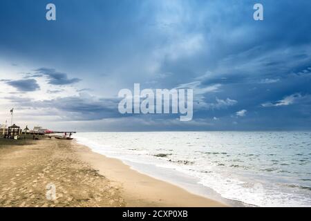 Küstenlandschaft von Ostia Lido - Rom, Italien Stockfoto