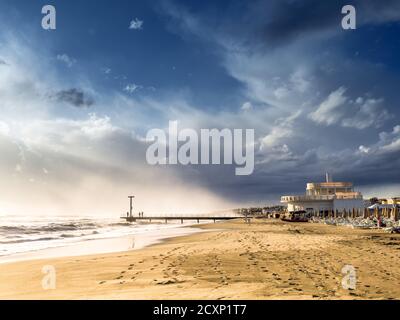 Küstenlandschaft von Ostia Lido - Rom, Italien Stockfoto