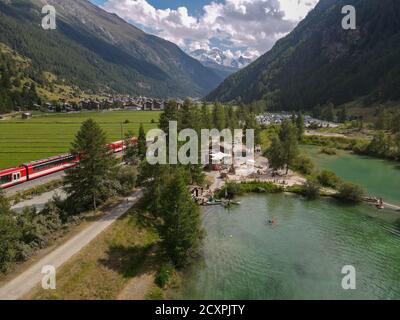 Der See bei Tasch bei Zermatt in den Schweizer alpen Stockfoto