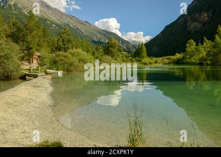 Der See bei Tasch bei Zermatt in den Schweizer alpen Stockfoto