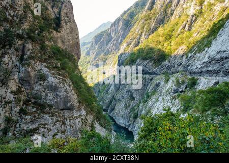 Moraca River Canyon Platije, Motnenegro. Stockfoto