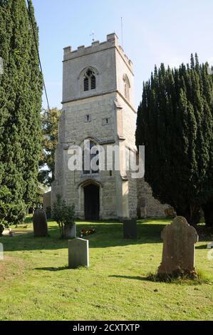 St. Nicholas Church, Little Horwood, Buckinghamshire, stammt aus dem Jahr 1200 n. Chr., als das Kirchenschiff und das Südschiff gebaut wurden. Stockfoto