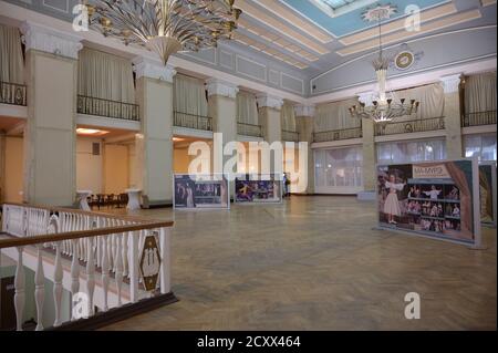 Jugendstil-Interieur des Baltic House Theater-Festival in St. Petersburg, Russland Stockfoto