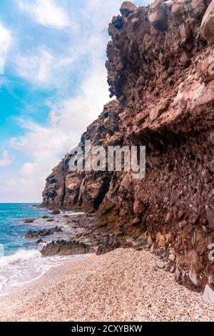 Erstaunliche Landschaft der Playa de los Muertos in der Naturpark von Cabo de Gata in Spanien Stockfoto