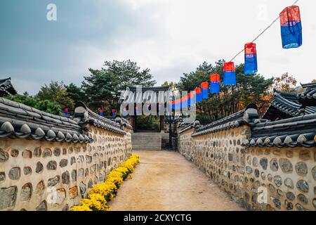 Namsangol Hanok Village Gasse in Seoul, Korea Stockfoto