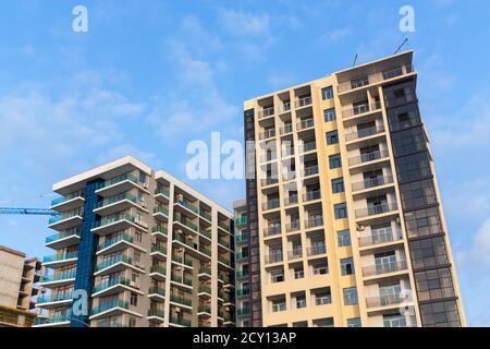 Batumi. Georgien - 28. September 2020: Moderne Wohninfrastruktur in Batumi. Georgien Stockfoto