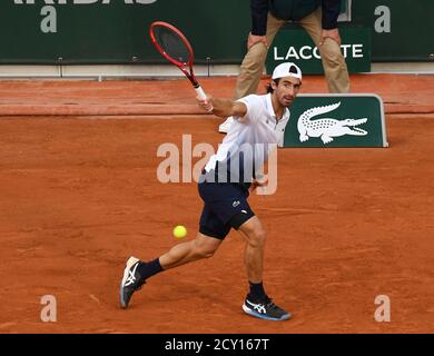 Paris, Frankreich. Oktober 2020. Roland Garros Paris Französisch Open 2020 Tag 5 011020 Pablo Cuevas (URU) zweite Runde Spiel Credit: Roger Parker/Alamy Live News Stockfoto