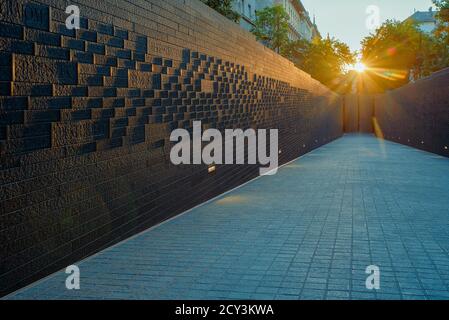 Denkmal der Zweisamkeit Budapest Ungarn. Trianon Denkmal Kossuth Platz. Brandneues Denkmal in der Hauptstadt von Ungarn. Anlässlich der Stockfoto