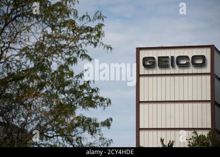 Washington, USA. Oktober 2020. Eine allgemeine Ansicht eines GEICO-Hauptquartiers in Chevy Chase, MD, am 1. Oktober 2020 inmitten der Coronavirus-Pandemie. Während Kongress und das Weiße Haus weiterhin COVID-19-Stimulationsmaßnahmen aushandeln, während Fluggesellschaften beginnen, ihre Mitarbeiter zu verärgern und die Zahl der Arbeitslosen auf Rekordhöhen zu halten, überstiegen weltweit bestätigte Fälle 34 Millionen und bestätigte Todesfälle über 1 Million. (Graeme Sloan/Sipa USA) Quelle: SIPA USA/Alamy Live News Stockfoto