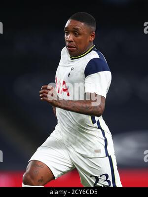 Steven Bergwijn von Tottenham Hotspur während des Playoff-Spiels der UEFA Europa League im Tottenham Hotspur Stadium, London. Stockfoto