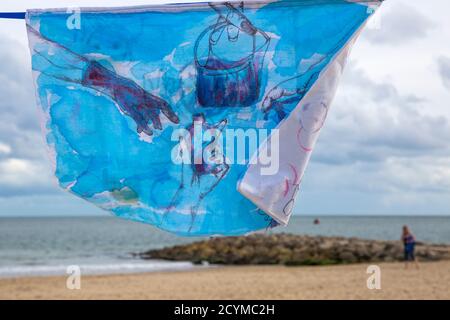 Speak to the Sea and Process Art Installation at Sandbanks Beach, part of the Bournemouth Arts by the Sea Festival, Dorset UK in October - Kissenbezug Stockfoto