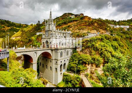 Ipiales, Kolumbien, 11. Dezember 2017 - das Heiligtum Las Lajas wurde im 18. Jahrhundert erbaut Stockfoto