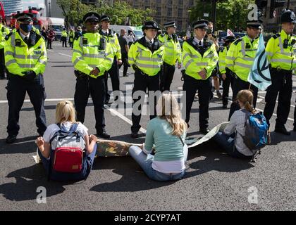 Erster Tag der Extinction Rebellion auf dem Parliament Square mit: Atmosphäre wo: London, Großbritannien Wann: 01 Sep 2020 Credit: Mario Mitsis/WENN Stockfoto