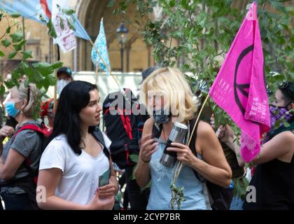 Erster Tag der Extinction Rebellion auf dem Parliament Square mit: Atmosphäre wo: London, Großbritannien Wann: 01 Sep 2020 Credit: Mario Mitsis/WENN Stockfoto