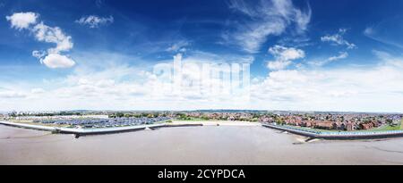 Luftaufnahme vom Meer der canvey Insel Thorney Bay Strand in essex england Stockfoto