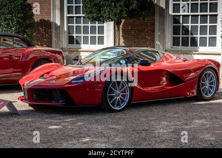 2018 Ferrari LaFerrari Aperta , Concours of Elegance 2020, Hampton Court Palace, London, Großbritannien Stockfoto