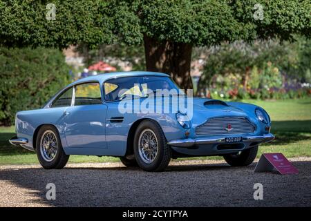 Aston Martin DB4 GT , Concours of Elegance 2020, Hampton Court Palace, London, Großbritannien Stockfoto