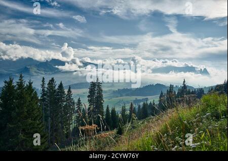 Wolken über der Seiser Alm, Südtirol, Italien Stockfoto