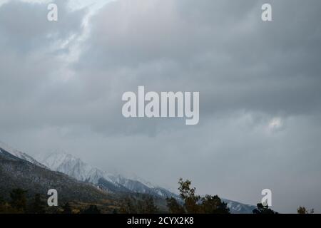 Das Sayan-Gebirge von Arshan aus gesehen, Russland Stockfoto