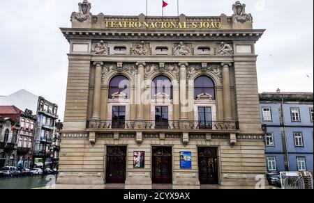 Nationaltheater von Sao Joao am Batalha Platz. Porto, Portugal Stockfoto