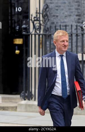 Oliver Dowden MP - Staatssekretär für Digital, Kultur, Medien und Sport - verlässt ein Treffen in Downing Street, 30. September 2020 Stockfoto