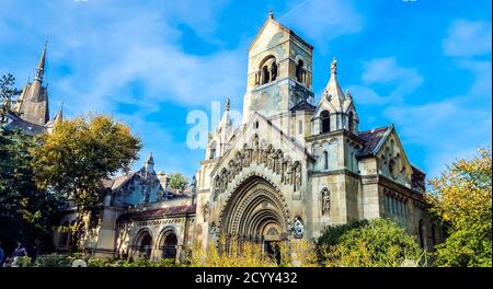 Jak-Kapelle in der Burg Vajdahunyad. Budapest, Ungarn. Stockfoto