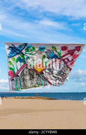 Speak to the Sea and Process Art Installation at Sandbanks Beach, part of the Bournemouth Arts by the Sea Festival, Dorset UK in October - Kissenbezug Stockfoto