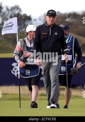 Schottlands Paul Lawrie nach Abschluss seiner Runde während der zweiten Runde der Aberdeen Standard Investments Scottish Open im Renaissance Club, North Berwick. Stockfoto