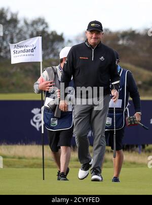 Schottlands Paul Lawrie nach Abschluss seiner Runde während der zweiten Runde der Aberdeen Standard Investments Scottish Open im Renaissance Club, North Berwick. Stockfoto