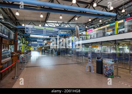 Ahden, 8. August 2020: FLUGHAFENGEBÄUDE Paderborn Lippstadt PAD Terminal in Deutschland. Stockfoto