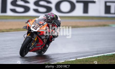 Francia, Magny Cours, Italien. 25. Sep, 2020. francia, magny Cours, Italien, 25 2020. Sep 45 Scott Redding Ducati Panigale V4 R .ARUBA.IT Racing - Ducati.Regenwetter während der 7. Runde Pirelli French Round 2020 - World Superbike - SBK - Credit: LM/Otto Moretti Credit: Otto Moretti/LPS/ZUMA Wire/Alamy Live News Stockfoto