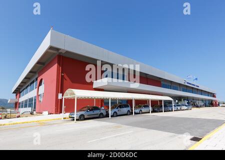 Zakynthos, Griechenland - 21. September 2020: Terminalgebäude des Flughafens Zakynthos in Griechenland. Stockfoto