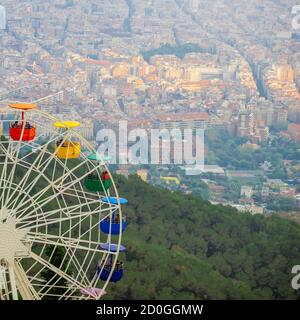 BARCELONA, KATALONIEN, SPANIEN - 02. OKTOBER 2016: Tibidabo Vergnügungspark Stockfoto