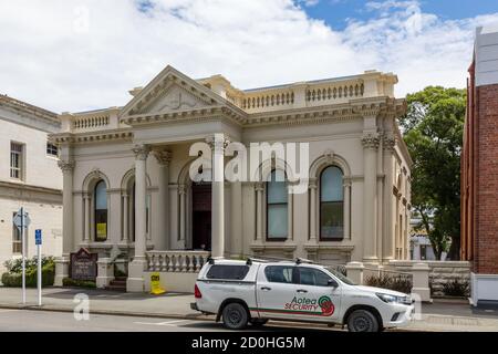 Das ehemalige Waitaki County Council Chambers, heute das Waitaki District Community House in der Thames Street in Oamau, Otago, Neuseeland Stockfoto