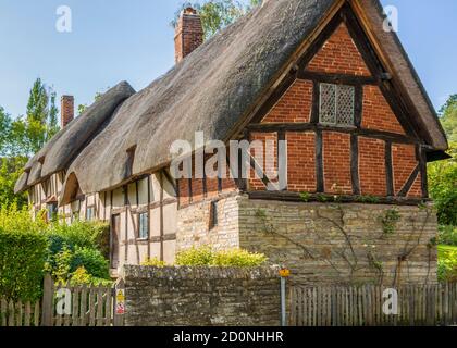 Anne Hathaway's Cottage in Shottery in der Nähe von Stratford-upon-Avon. Stockfoto