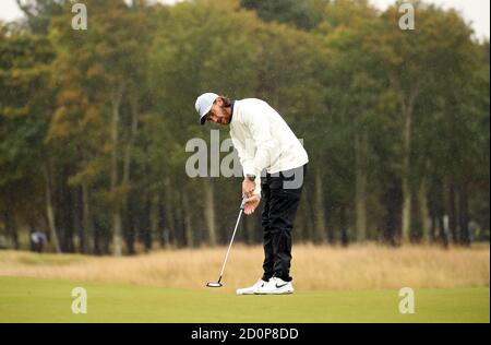 Englands Tommy Fleetwood auf dem zweiten Grün während der dritten Runde der Aberdeen Standard Investments Scottish Open im Renaissance Club, North Berwick. Stockfoto