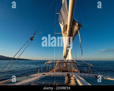 Saint-Vincent und die Grenadinen Archipel von Inseln umgeben von türkisfarbenen WasserenUm diesen Archipel zu besuchen, sind Kreuzfahrten von Martinique aus möglich Stockfoto