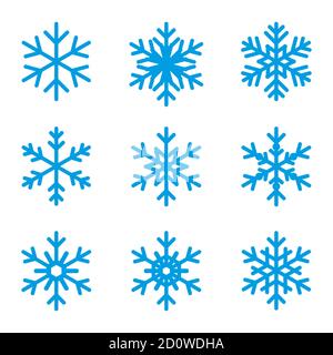 Set von flachen Schneeflocken auf weißem Hintergrund. Flache Schnee-Symbole, Silhouette. Dekoratives Set von Elementen verschiedener Schneeflocken im Winter Stock Vektor