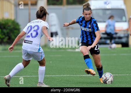 Neapel, Italien. Oktober 2020. Anna Catelli Inter Spieler, während der Spiele der italienischen Serie A Frauen Fußball-Meisterschaft zwischen Napoli vs Inter, Endergebnis 1-1, Spiel im Caduti Di Brema Stadion in Neapel, Italien, gespielt, 03 Oktober, 2020. (Foto von Vincenzo Izzo/Sipa USA) Quelle: SIPA USA/Alamy Live News Stockfoto