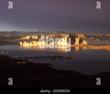 Spektakuläres Bild von Wahweap View in Page, Arizona nach einem späten Nachmittag kam ein Sturm durch Stockfoto