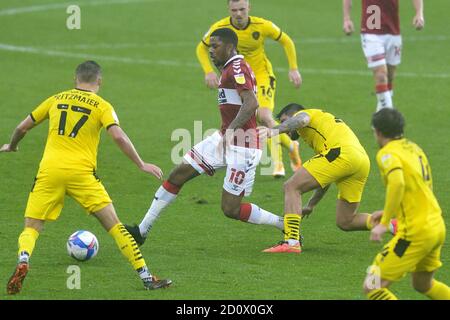 MIDDLESBROUGH, ENGLAND. 3. OKTOBER 2020 Akpom auf den Angriff während des Sky Bet Championship-Spiels zwischen Middlesbrough und Barnsley im Riverside Stadium, Middlesbrough am Samstag, 3. Oktober 2020. (Kredit: Tom Collins - MI News) Kredit: MI Nachrichten & Sport /Alamy Live Nachrichten Stockfoto