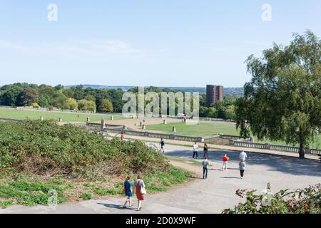 Die italienischen Terrassen im Crystal Palace Park, Crystal Palace, London Borough of Bromley, Greater London, England, Vereinigtes Königreich Stockfoto